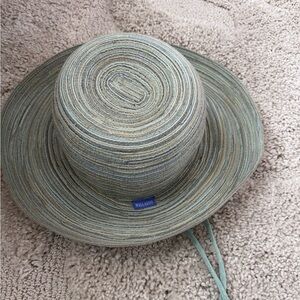 Womens Wallaroo hat. One size fits all.